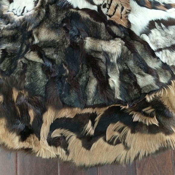 **SOLD** FUR Tiger Rug Wall Decor Black Brown - Picture 3 of 8